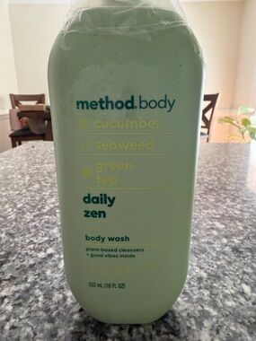 method.body Daily Zen Cucumber & Green Tea Body Wash - Green